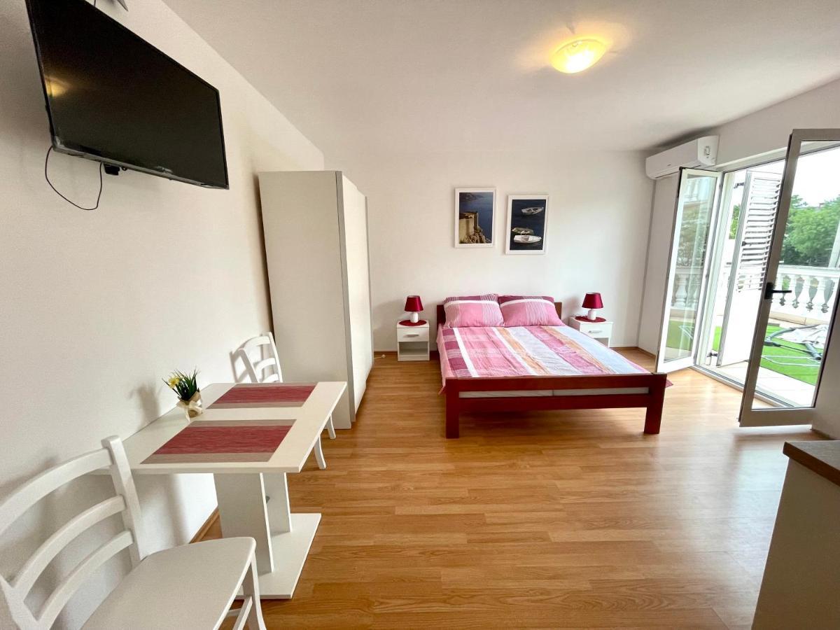 Villa Julie Jadranovo Buitenkant foto